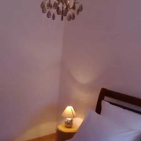 Yelena Rose West * زادار