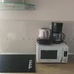 Yelena Rose West Apartament