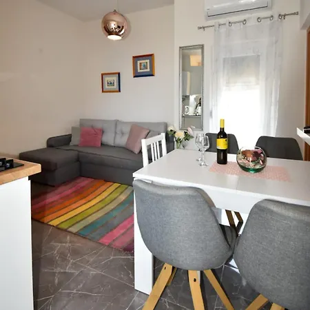 Yelena Rose West * Zadar