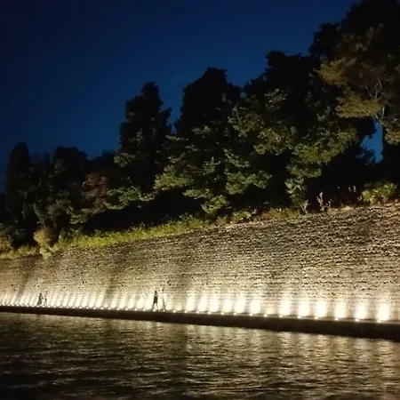 Appartement Yelena Rose West