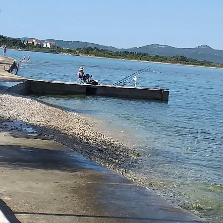 Διαμέρισμα Yelena Rose West Ζαντάρ