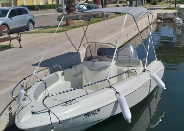 Yelena Rose West 公寓 扎达尔