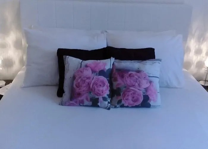 公寓 Yelena Rose West *