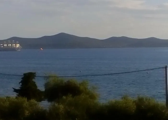 公寓 Yelena Rose West *