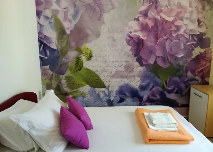 Yelena Rose West 扎达尔